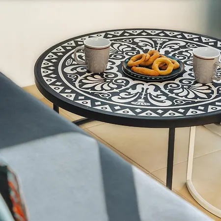 Kallidora 아파트 *